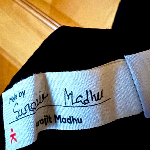 Known Supply Kindfulness Tank. Flowy, Split Back. Organic Cotton. Size XXL Black - Picture 6 of 7